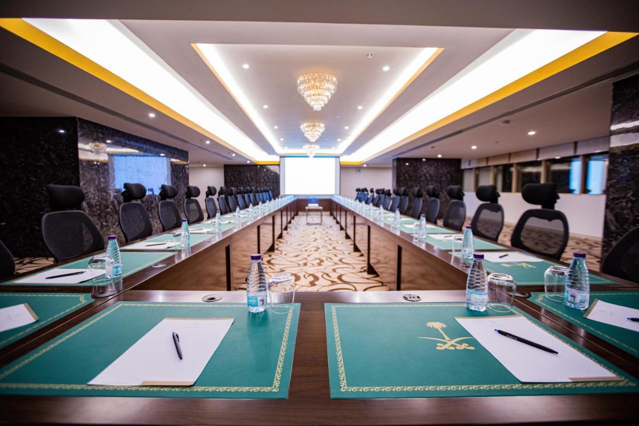 Le Park Concord Hotel Najran Bagian luar foto